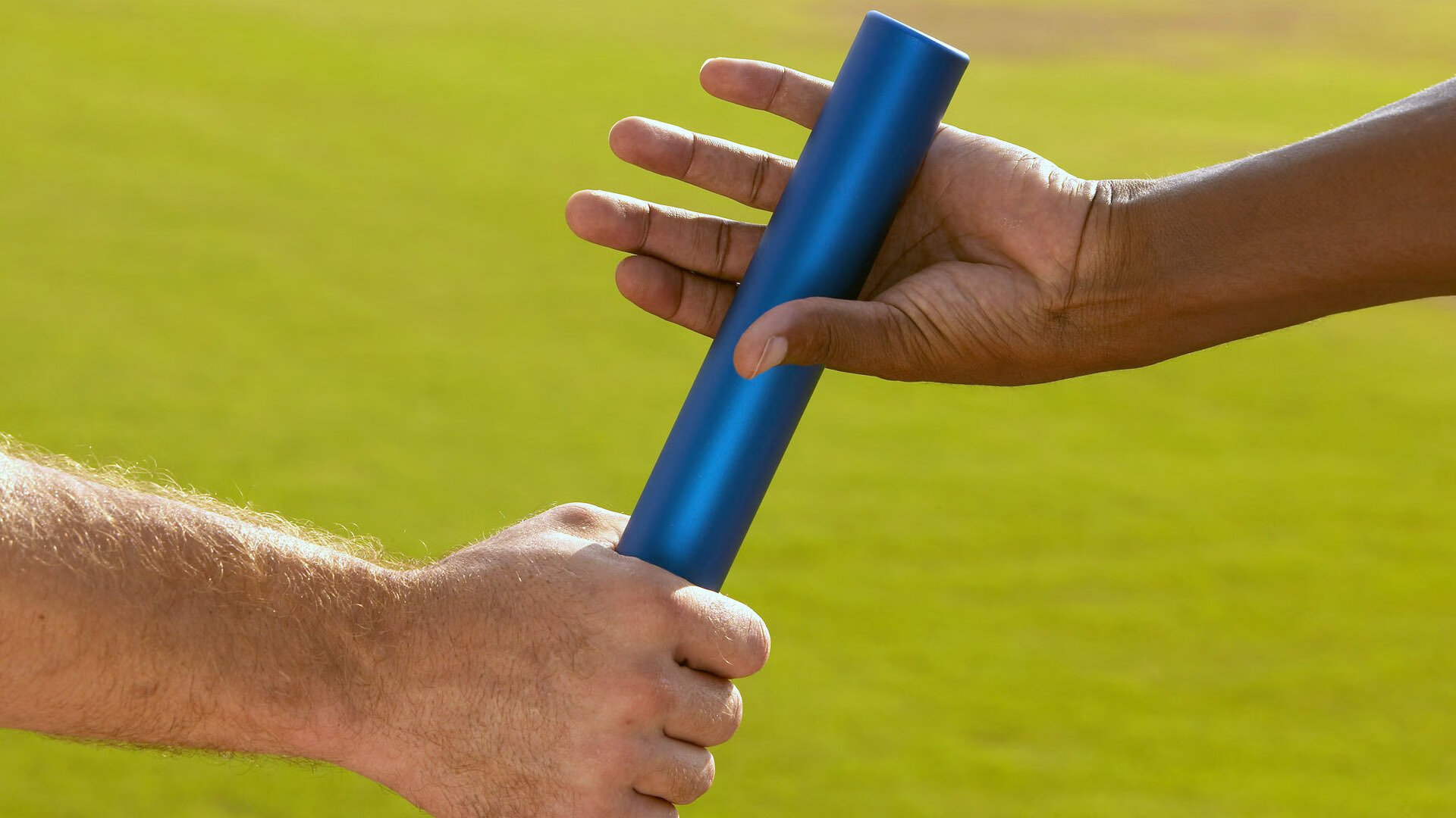 全国青少年硬地排球锦标赛精彩纷呈，全国青少年硬地排球锦标赛精彩纷呈