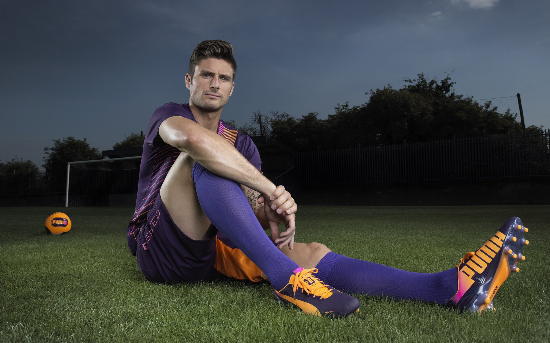 后疫情足球：运动员健康新管理策略，足球运动员常见疾病